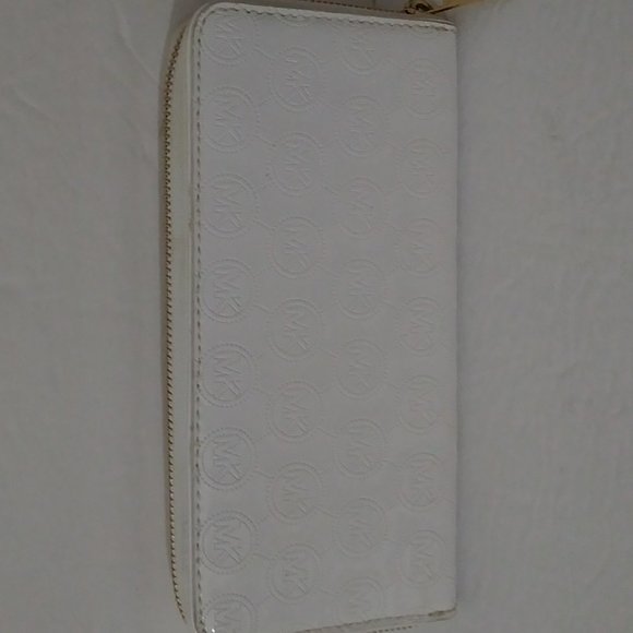 Michael Kors Women's Embossed Monogram White Wallet - Picture 9 of 14